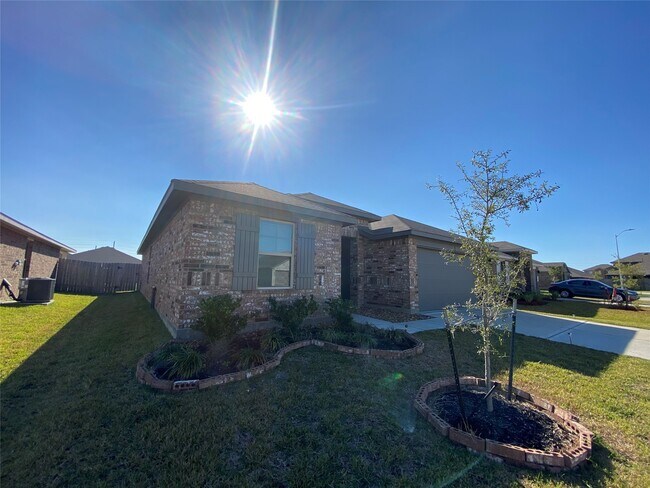 Building Photo - 21011 Bryant Maple Ct