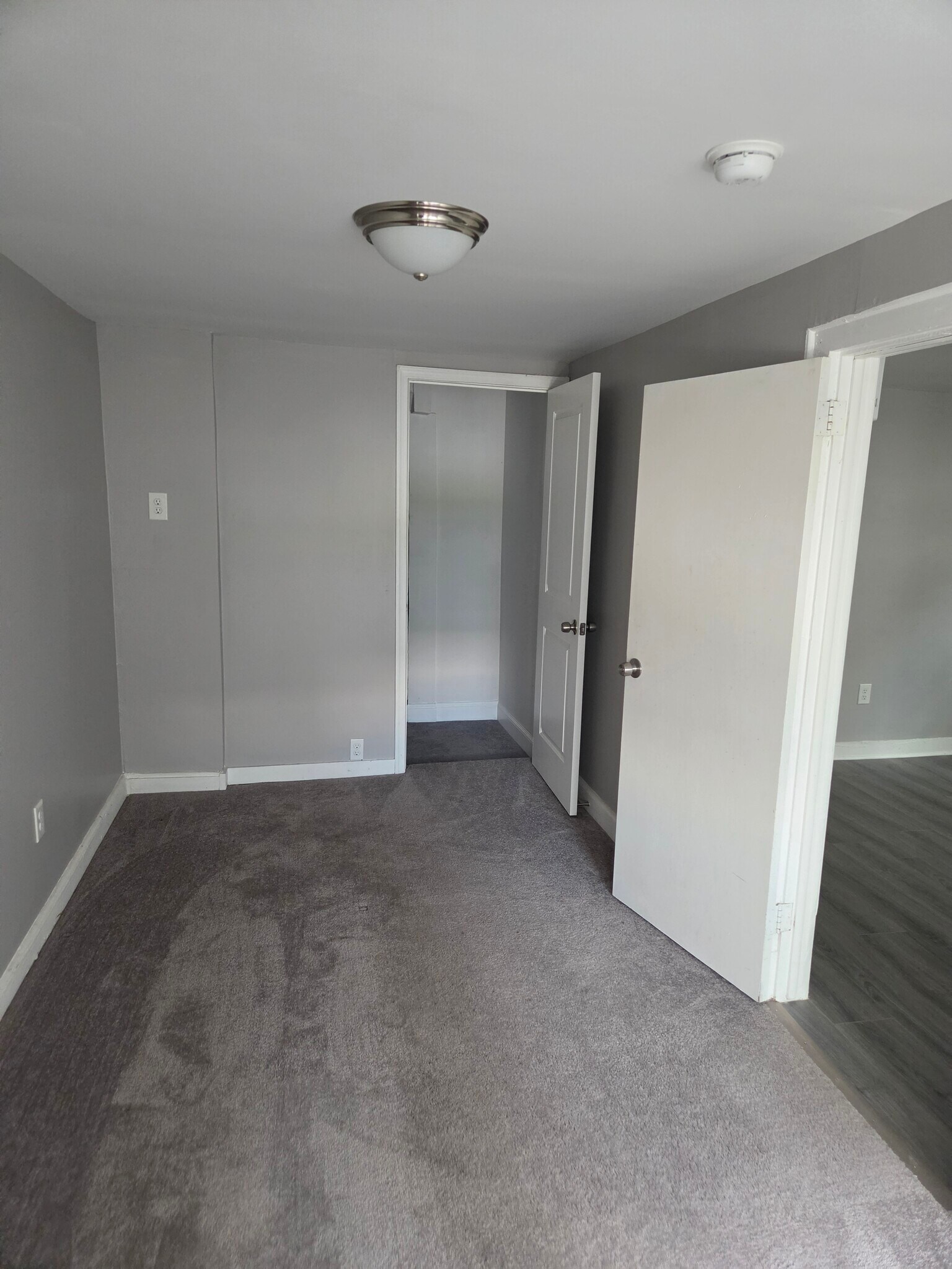 Small downstairs BDR - 22 N Broad St