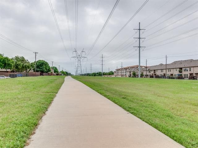 Building Photo - 4857 Pasadena Dr