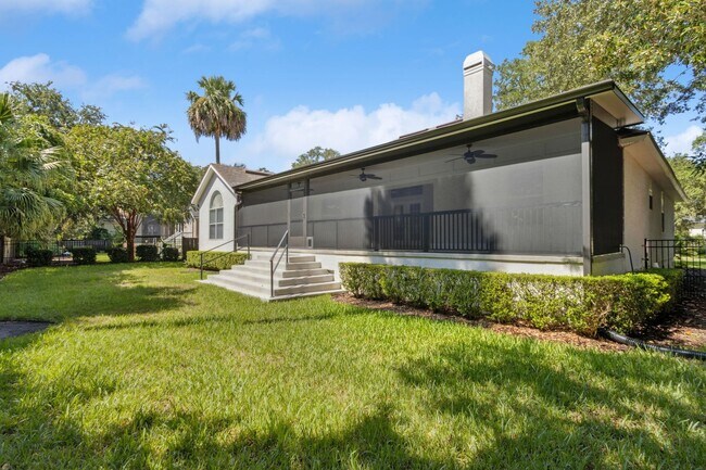Building Photo - Coastal Luxury Meets Modern Efficiency – 4...