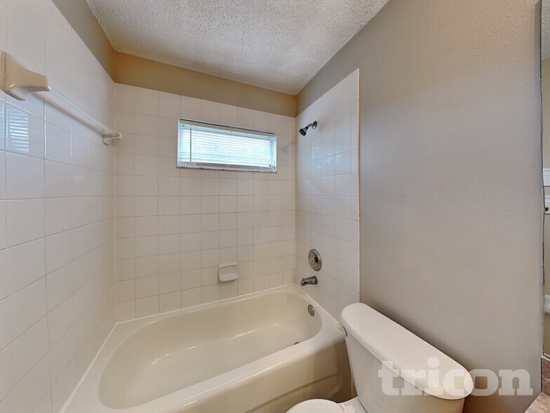 Building Photo - 4406 Tina Ln