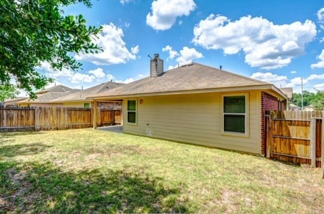 Building Photo - 8010 Atwood Hills Ln