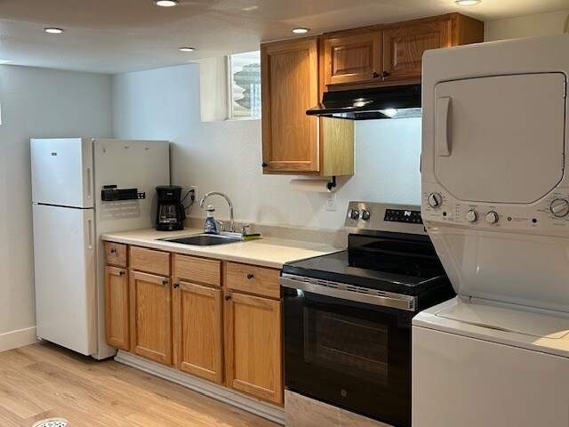 Building Photo - 4571 Beach Ct