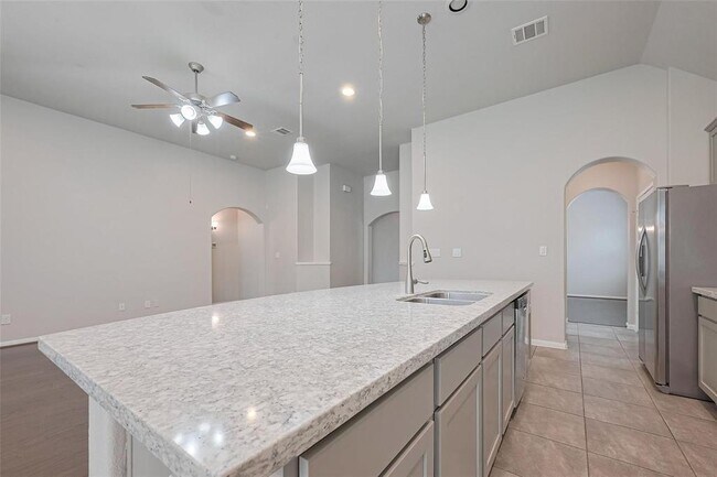 Building Photo - 24019 Prairie Glen Ln