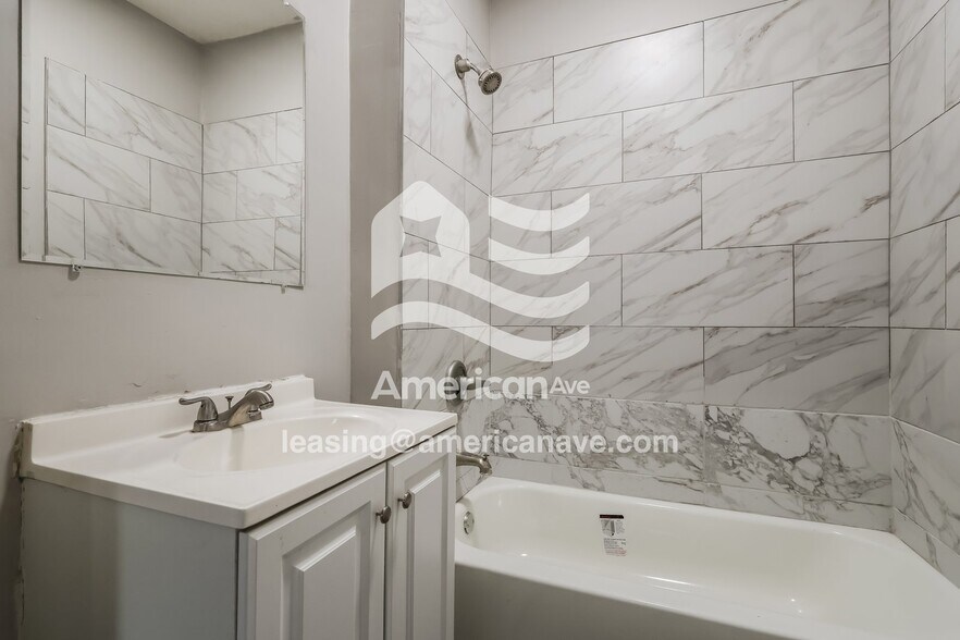 Building Photo - 3315 Hale Ave