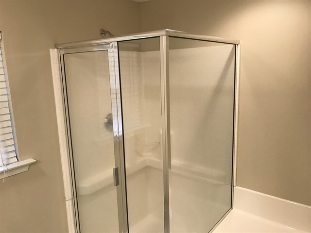 Building Photo - 434 Roberts Way