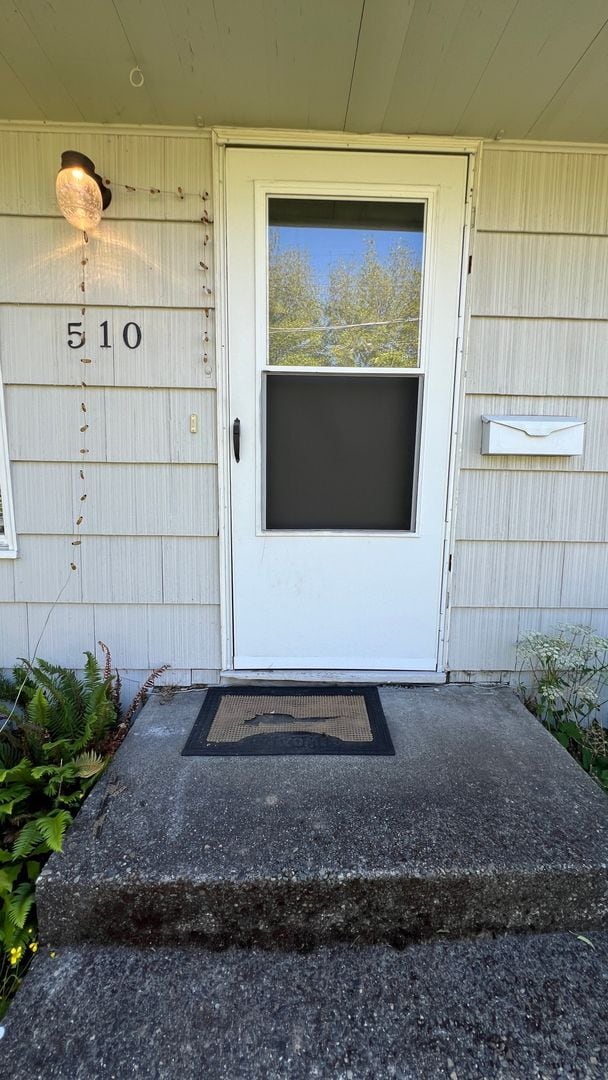 Building Photo - 32143La