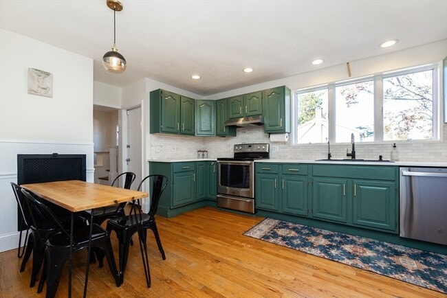 Building Photo - 59 Langdon Ave