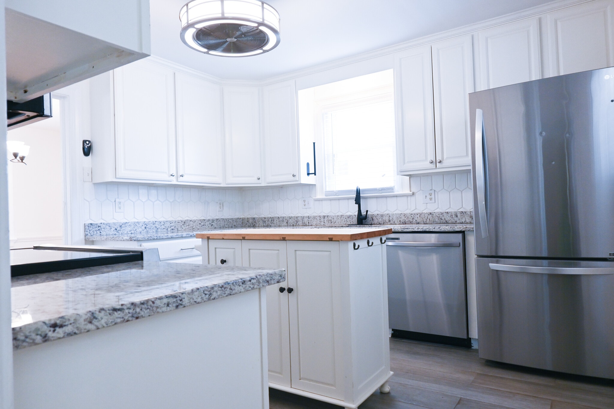 Building Photo - 6013 Patterson Ave