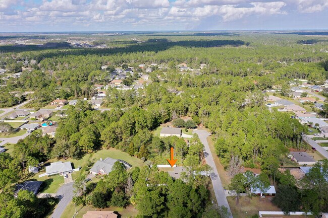 Building Photo - 5 Seabury Pl