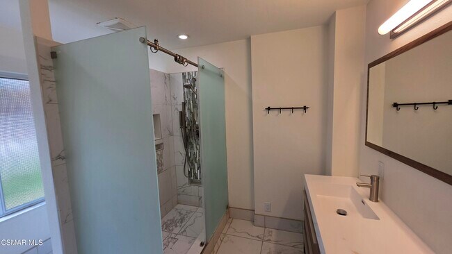 Building Photo - 3078 Saddleback Ct