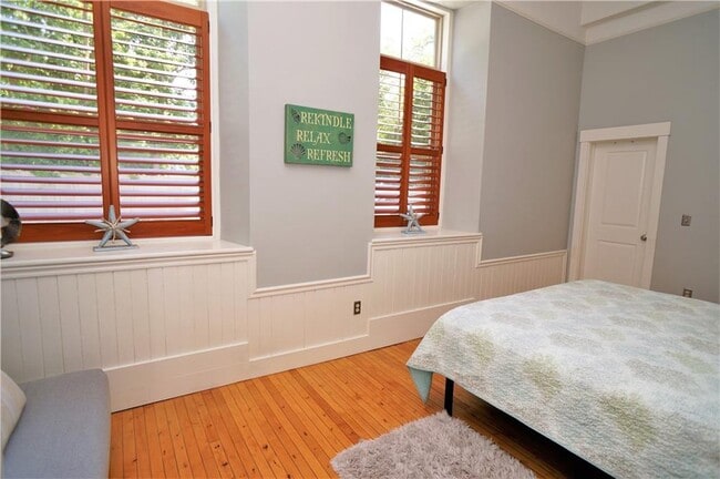 Building Photo - 426 Spring St