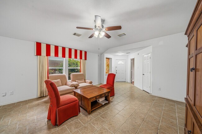 Building Photo - 22327 Albee Dr
