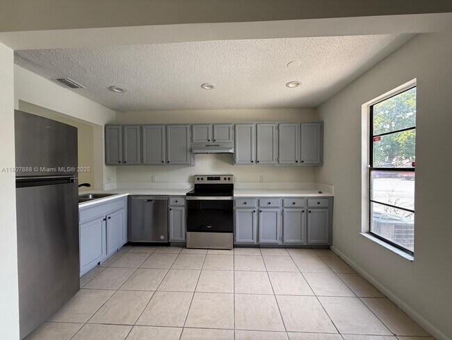 Building Photo - 5154 Breckenridge Pl