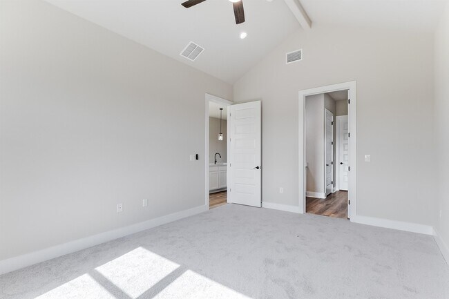 Building Photo - 1259 Pecan Valley Dr