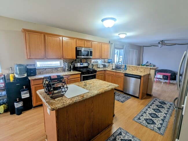 Building Photo - 1080 Noelle Bend