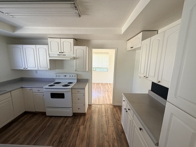 Building Photo - 1624 Mimosa Pl