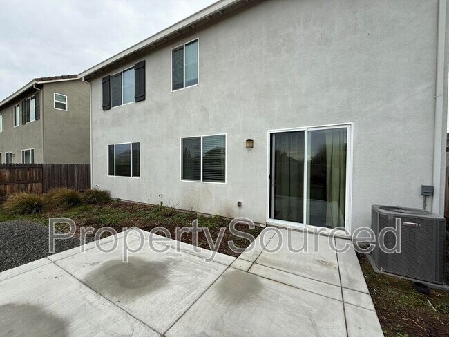 Building Photo - 15535 Ortega St