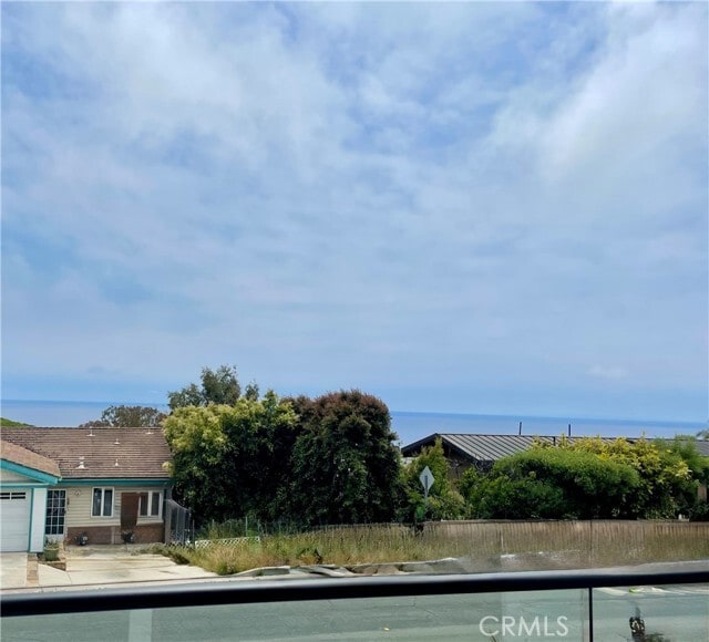 Building Photo - 1560 Del Mar Ave
