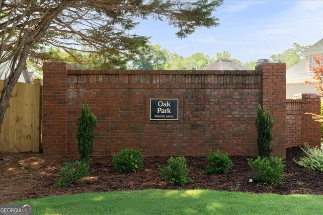 Building Photo - 1560 Oak Park Cove