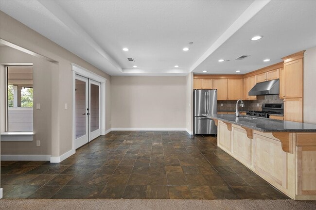 Building Photo - 1280 Ashford Way