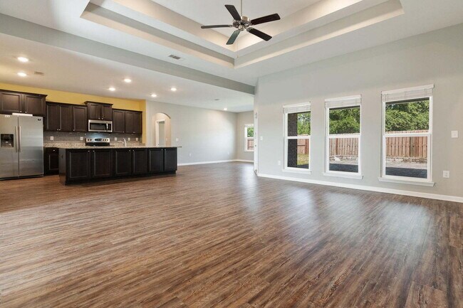 Building Photo - 303 Merlin Ct