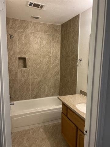 Building Photo - 2420 Dalewood Ln