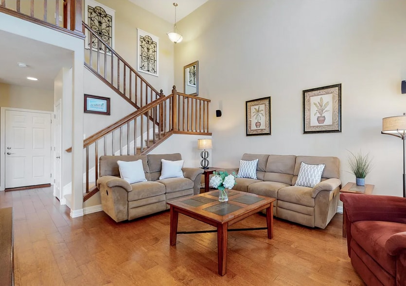 Living Room - 4759 Raven Run