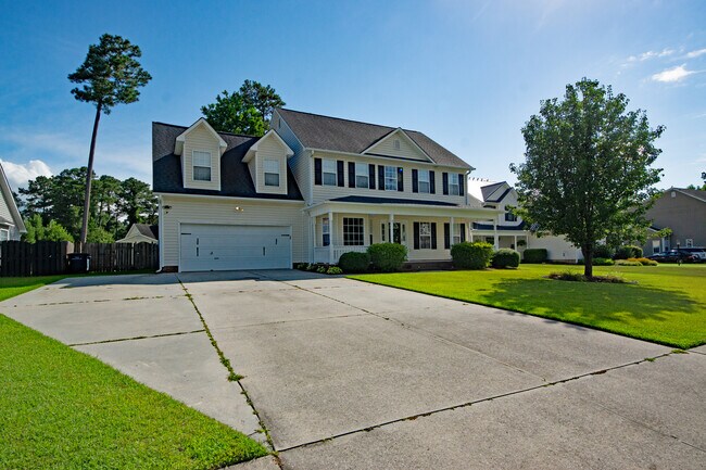 Building Photo - 1112 Huff Dr