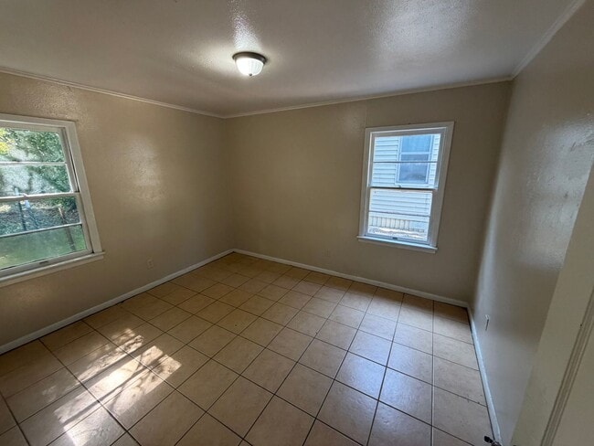 Building Photo - *1252 Dudley Lane