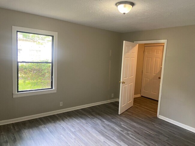 Building Photo - **ON HOLD**Near Ft. Benning/Columbus, GA 3...