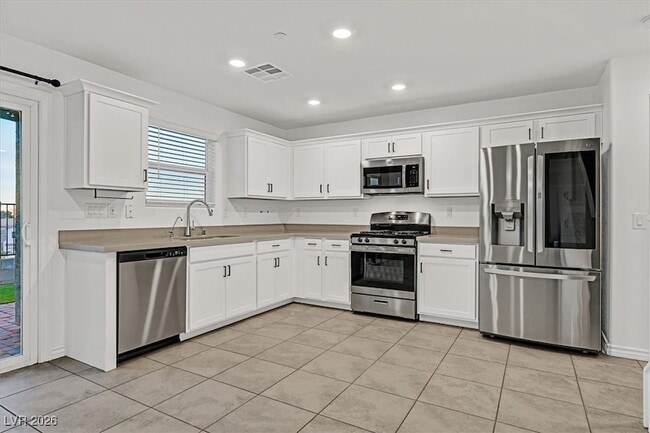 Building Photo - 326 Quail Dove Ave