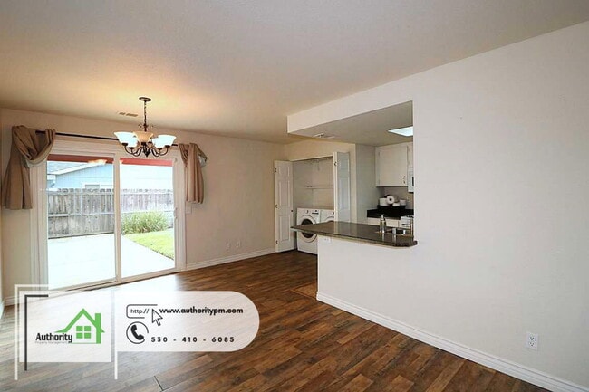 Building Photo - 808 Springer Dr