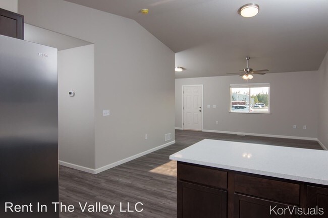 Building Photo - 3161 E Palmer-Wasilla Hwy