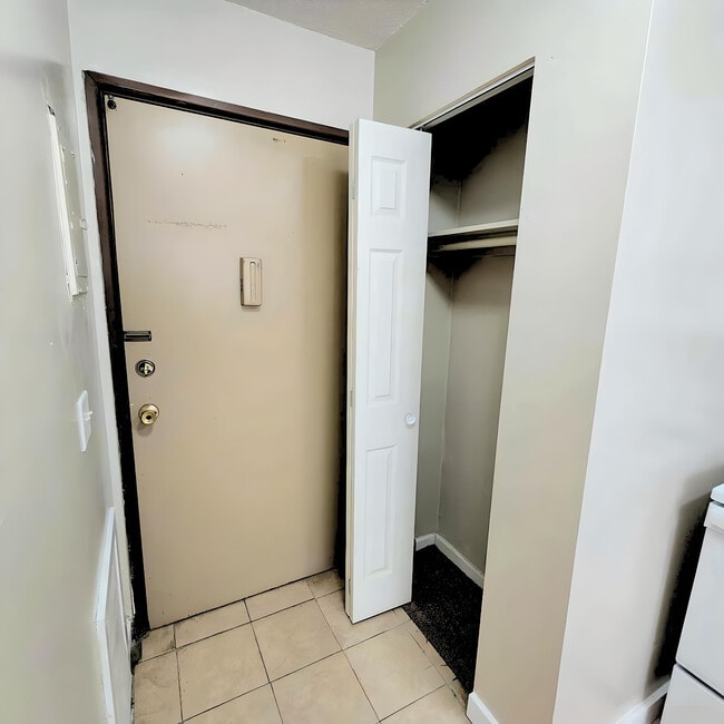Interior Photo - Maplewood Manor