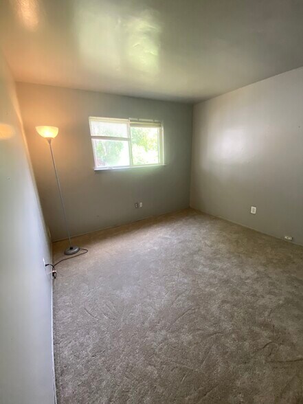 Bedroom 3 - 11051 Studebaker Ave