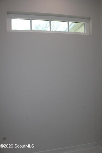 Building Photo - 282 Bridgewater Ln