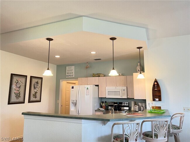 Building Photo - 3181 Matecumbe Key Rd