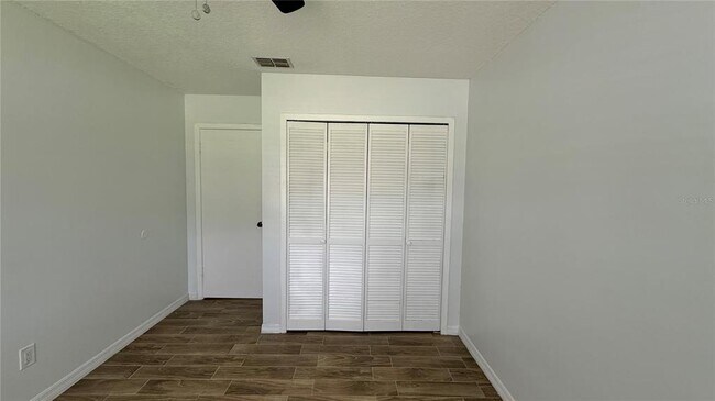Building Photo - 3237 Vishaal Dr