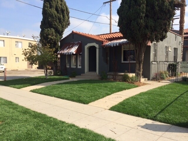 Building Photo - 2492 Pasadena Ave
