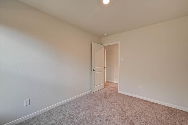 Building Photo - 20834 Solstice Point Dr