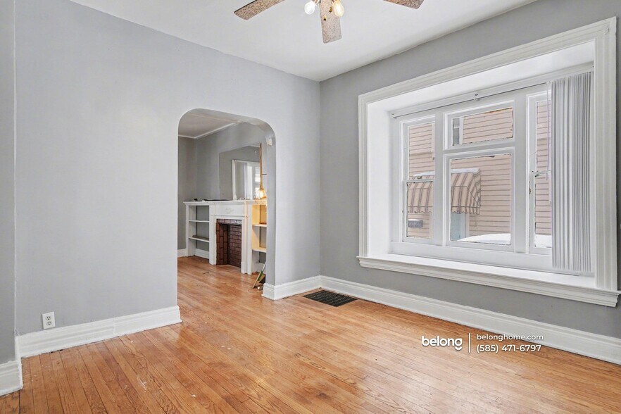 Building Photo - 312 Sawyer St