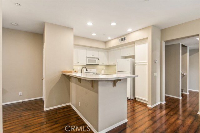 Building Photo - 386 Quail Hill