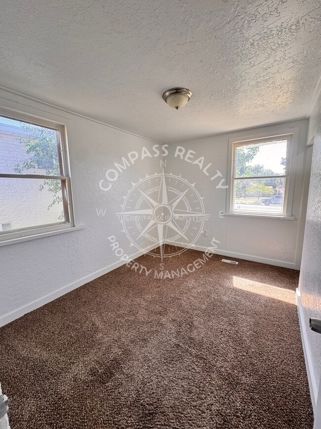 Building Photo - 414 N 100 W