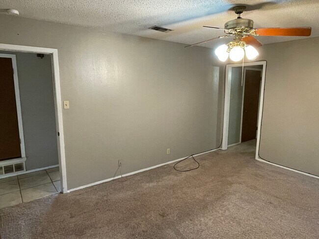 Building Photo - 4601 Meadow Creek Trail