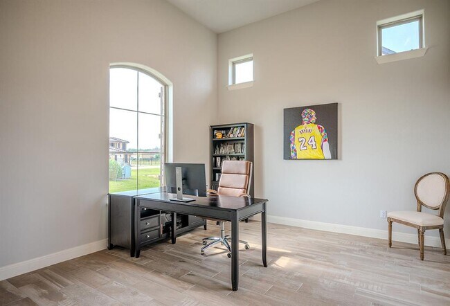 Building Photo - 227 Dally Ct