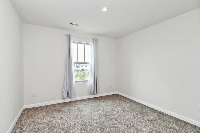 Building Photo - 8315 Flint Hill Dr