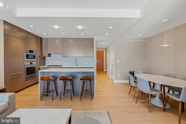 Building Photo - 2501 M St NW