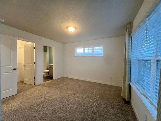 Building Photo - 3045 125th Ln NE