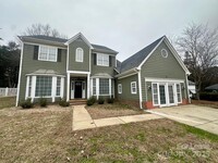 Building Photo - 13809 Stephendale Dr